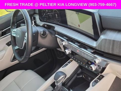 Used 2025 Kia Telluride SX FWD image 10