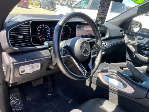 Used 2025 Mercedes-Benz GLE 450 4MATIC Coupe w/ Winter Package image 24