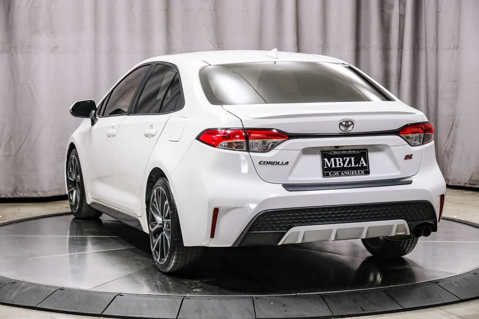 Used 2020 Toyota Corolla SE w/ Carpet Mat Package (TMS) FWD image 2