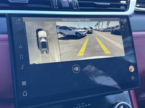 Used 2021 Jaguar F-PACE SVR image 15