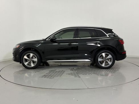 Used 2023 Audi Q5 2.0T Premium Plus w/ Premium Plus Package AWD/4WD image 2