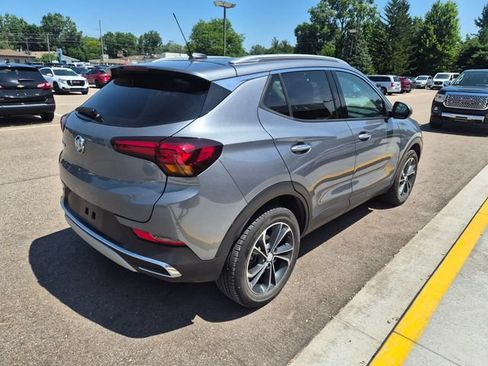 Used 2021 Buick Encore GX Essence FWD image 5