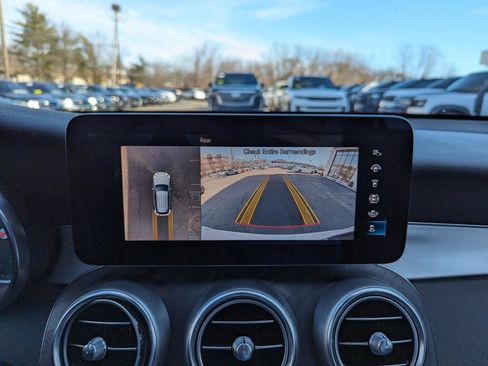 Used 2021 Mercedes-Benz GLC 300 4MATIC image 22