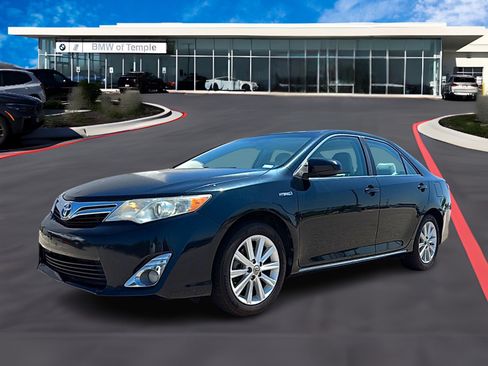 Used 2012 Toyota Camry XLE FWD image 1