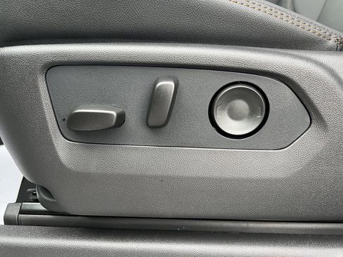 New 2026 GMC Sierra 2500 AT4 image 23