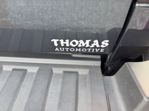 Used 2019 Chevrolet Colorado Z71 image 12