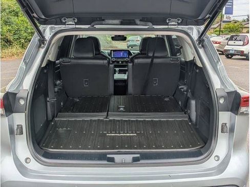 Used 2023 Toyota Highlander Limited AWD/4WD image 77