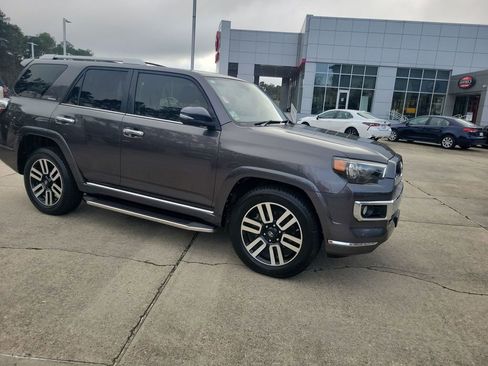 Used 2016 Toyota 4Runner Limited image 9