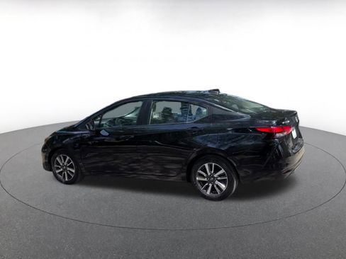 Used 2025 Nissan Versa SV FWD image 10