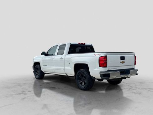 Used 2017 Chevrolet Silverado 1500 LT w/ All Star Edition AWD/4WD image 4
