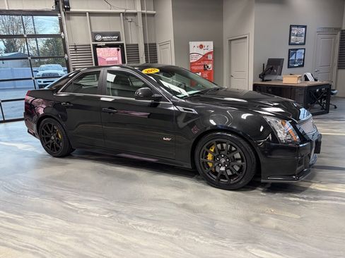 Used 2011 Cadillac CTS V image 30