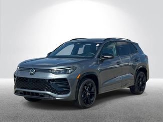 New 2026 Volkswagen Tiguan SE R-Line FWD video 1