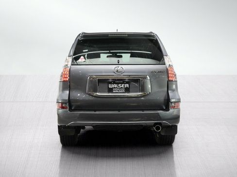 Used 2018 Lexus GX 460 Premium w/ Premium Package AWD/4WD image 4