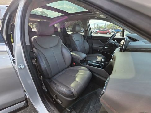 Used 2019 Hyundai Santa Fe FWD image 15