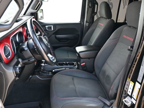 Used 2019 Jeep Wrangler Unlimited Rubicon AWD/4WD image 20