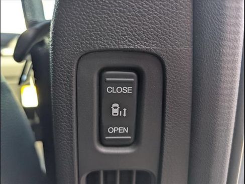 Certified 2026 Honda Odyssey Touring image 27