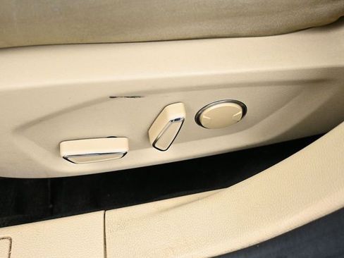 Used 2013 Ford Fusion SE image 12