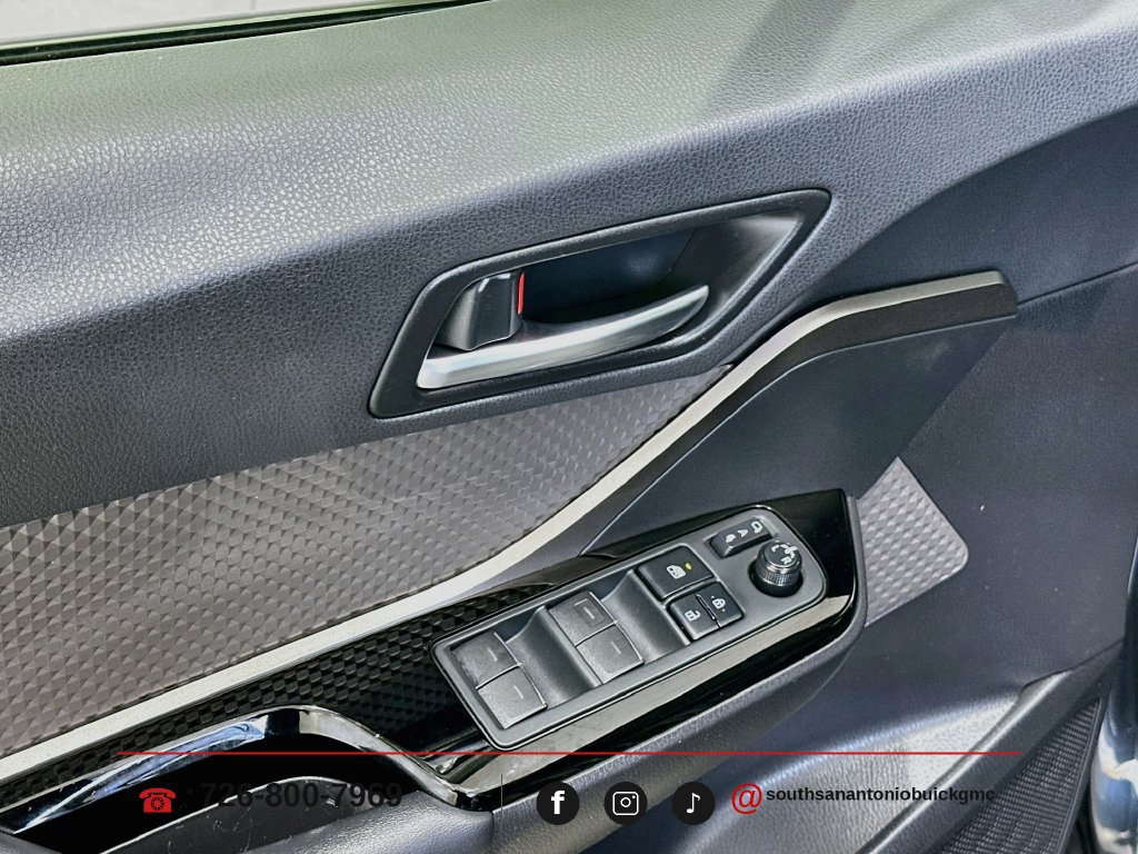 Used 2021 Toyota C-HR Limited FWD image 18
