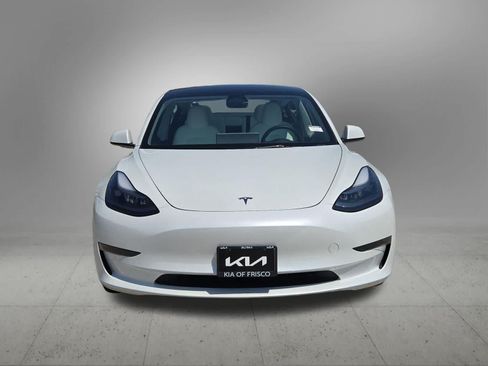 Used 2023 Tesla Model 3 Standard Range RWD image 9