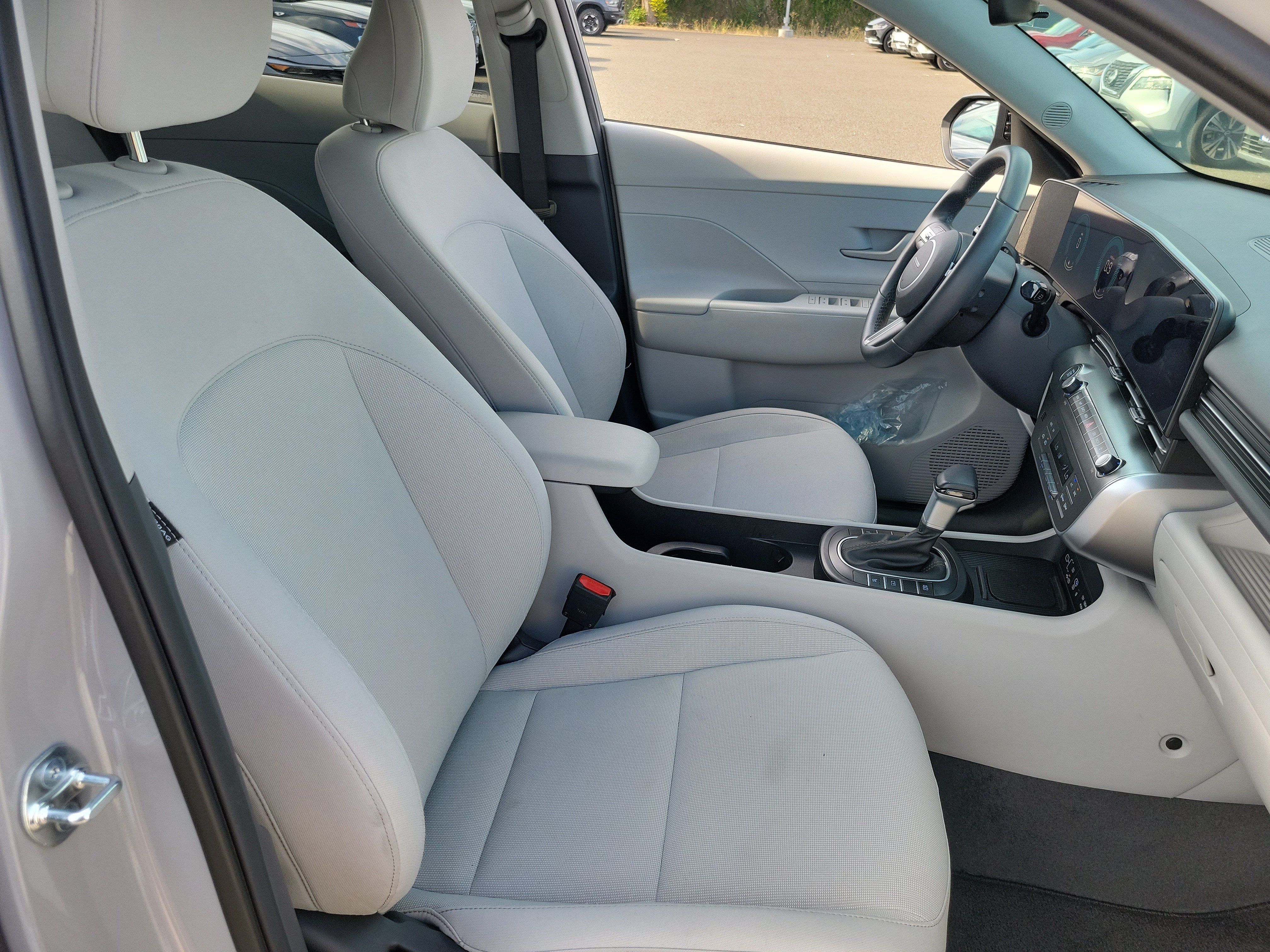 Used 2026 Hyundai Kona SEL Sport FWD image 19