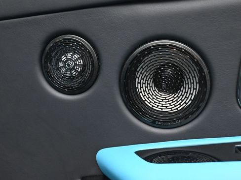 Used 2024 Rolls-Royce Cullinan Black Badge w/ Driver's Package image 33