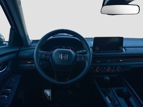 Certified 2023 Honda Accord EX image 21