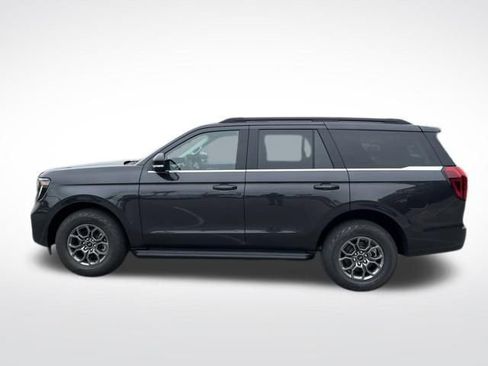 New 2026 Ford Expedition Active RWD image 4
