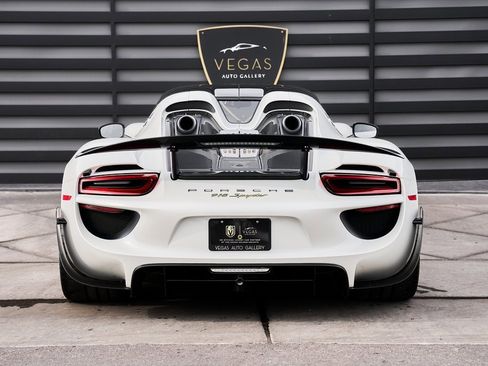 Used 2015 Porsche 918 Spyder w/Weissach Package image 30