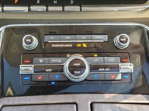 Used 2023 Lincoln Navigator L Reserve image 22