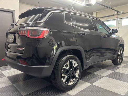Used 2018 Jeep Compass Trailhawk w/ Leather Interior Group AWD/4WD image 8