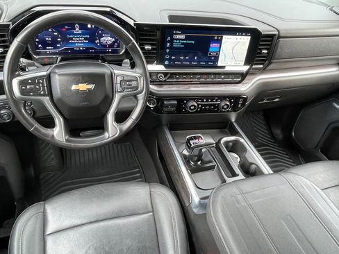 Used 2023 Chevrolet Silverado 1500 LTZ image 12