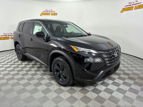 New 2026 Nissan Rogue SV image 8