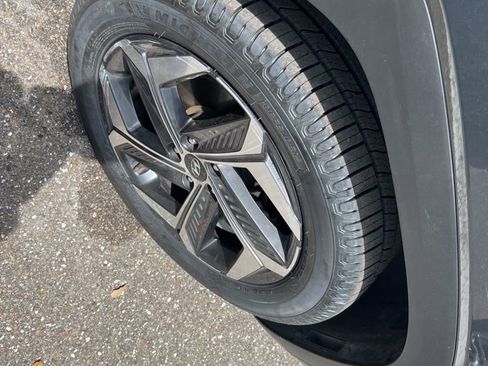 Used 2023 Hyundai Tucson Limited AWD/4WD image 19