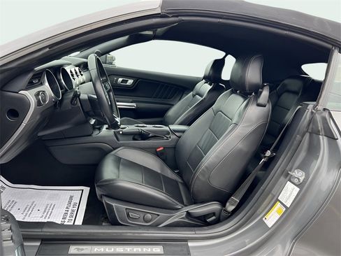 Used 2022 Ford Mustang Premium image 7