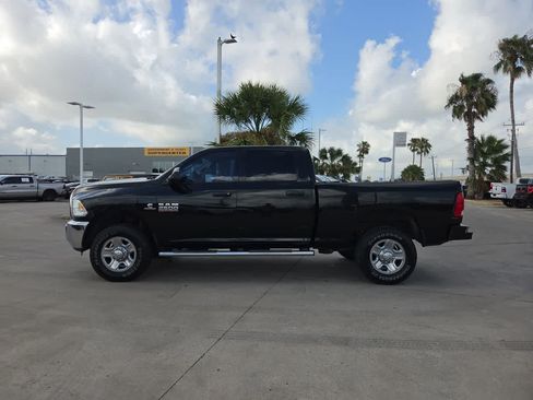 Used 2017 RAM 2500 Tradesman w/ Chrome Appearance Group AWD/4WD image 11