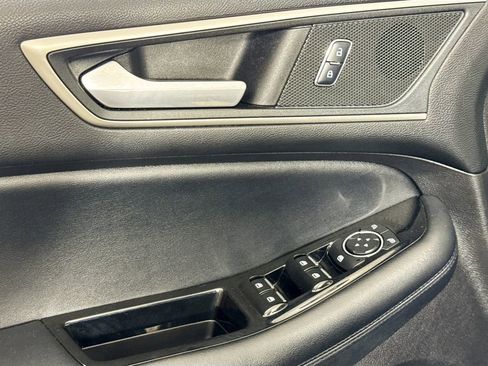 Used 2018 Ford Edge SEL w/ Equipment Group 201A image 22