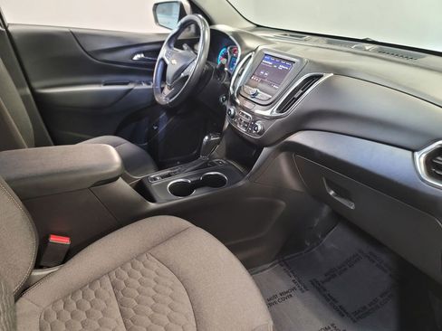 Used 2021 Chevrolet Equinox LT image 20