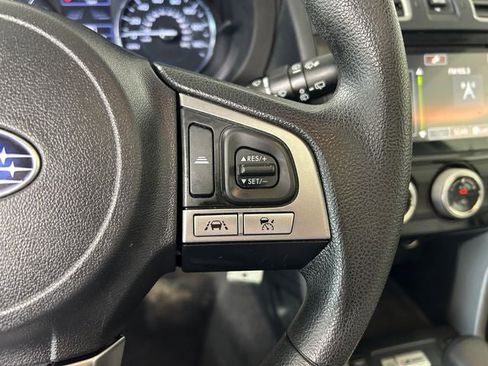 Used 2017 Subaru Forester 2.5i Premium AWD/4WD image 18