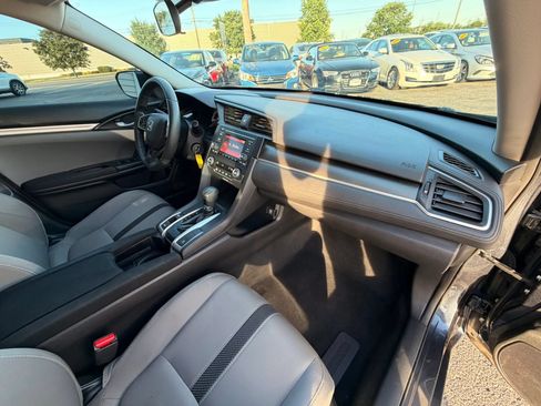 Used 2019 Honda Civic LX image 19