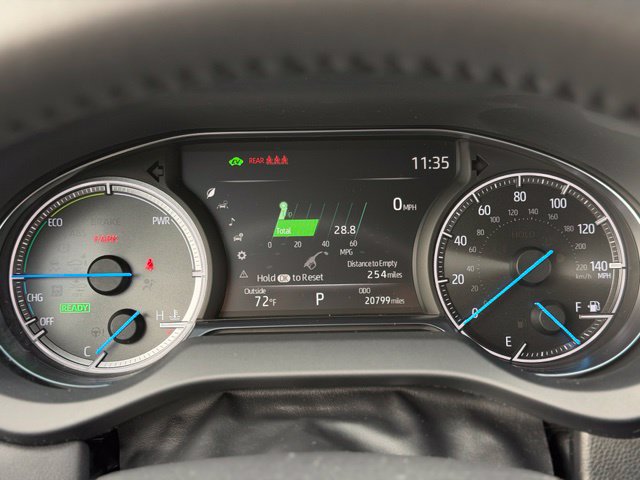 Used 2024 Toyota Venza XLE AWD/4WD image 25