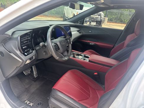 Used 2023 Lexus RX 500h F Sport w/ Accessory Package (Z1) image 9