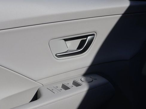 New 2026 Hyundai Kona Limited image 23