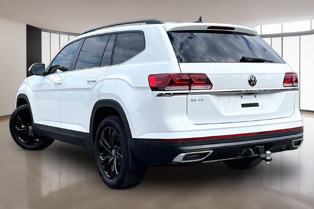 Used 2023 Volkswagen Atlas SE w/ Panoramic Sunroof Package FWD image 4