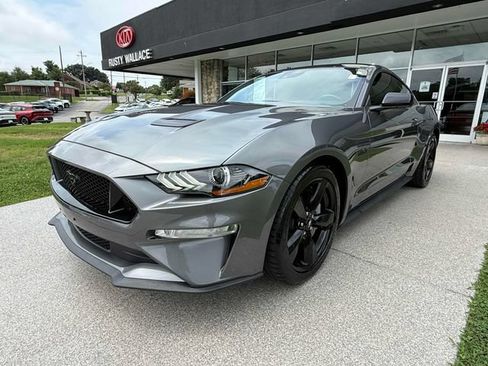 Used 2021 Ford Mustang GT w/ Equipment Group 301A RWD image 25