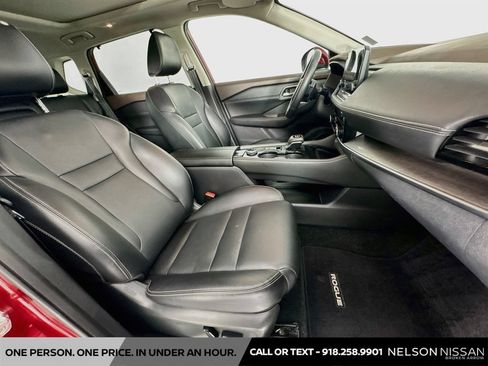 Certified 2021 Nissan Rogue SL w/ Premium Package AWD/4WD image 30