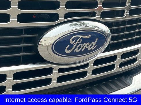 Certified 2025 Ford F250 XLT image 21