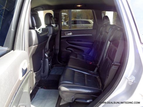 Used 2015 Jeep Grand Cherokee Limited image 17