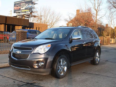 Used 2013 Chevrolet Equinox LTZ image 2