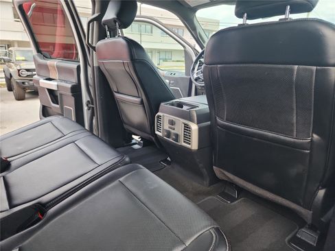 Used 2018 Ford F250 Lariat w/ Lariat Value Package image 25