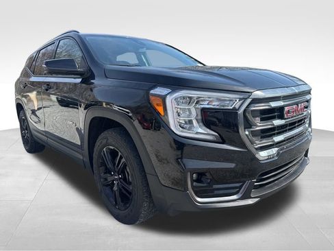 Used 2023 GMC Terrain AT4 image 11